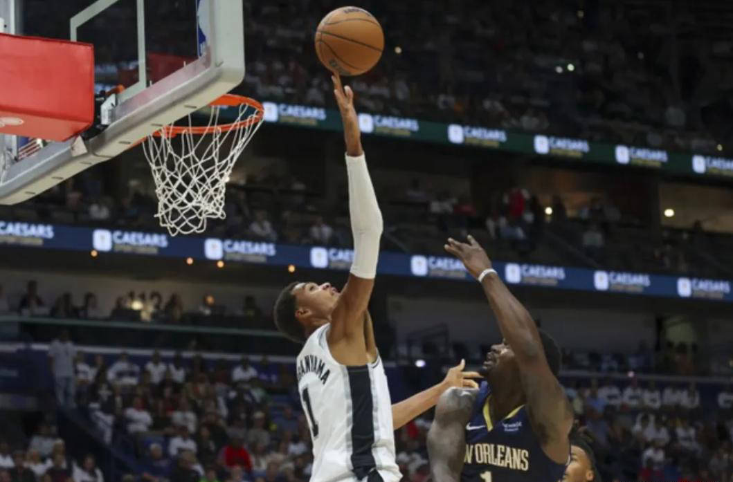 kaiyun官网转折点!圣安东尼奥马刺更衣室发声,NBA总决赛今晨攻防权衡,管理层满意,高层口径保持一致的简单介绍